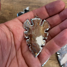 Load image into Gallery viewer, Agate Arrowhead Pendant with Silver Plated Edge