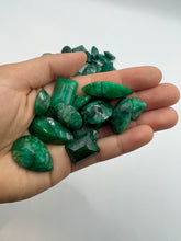 Load image into Gallery viewer, Faceted Emerald (Color Enhanced) - Mixed Sizes (50 Carat Lot)