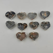 Load image into Gallery viewer, Agate Druze Heart-Shaped Silver-Plated Pendant & Necklace with a Velvet Box