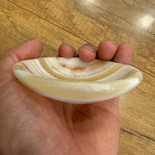Load image into Gallery viewer, Polished Onyx Bowl - 4"