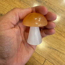 Load image into Gallery viewer, Peach & White Selenite Mushroom