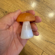 Load image into Gallery viewer, Peach & White Selenite Mushroom