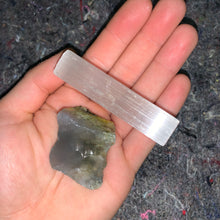 Load image into Gallery viewer, Charged Brazilian Agate Single Stone