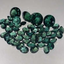 Load image into Gallery viewer, Faceted Green Quartz - Mixed Sizes (10 Carat Lot)