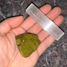 Load image into Gallery viewer, Charged Green Opal Single Stone