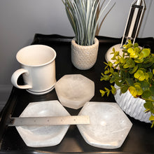 Load image into Gallery viewer, 6 Sided Selenite Bowl
