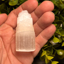 Load image into Gallery viewer, Selenite 2 inch Tower