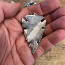 Load image into Gallery viewer, Agate Arrowhead Pendant with Silver Plated Edge
