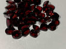 Load image into Gallery viewer, Faceted Garnet - Mixed Sizes (10 Carat Lot)
