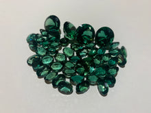Load image into Gallery viewer, Faceted Green Quartz - Mixed Sizes (10 Carat Lot)
