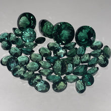 Load image into Gallery viewer, Faceted Green Quartz - Mixed Sizes (10 Carat Lot)
