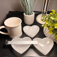 Load image into Gallery viewer, Selenite Heart Bowl 4”
